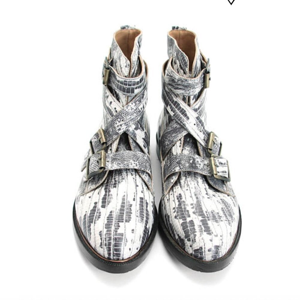 John Fluevog Modvogs Darin Boots Snake Print Leather Buckle Booties - Picture 4 of 13